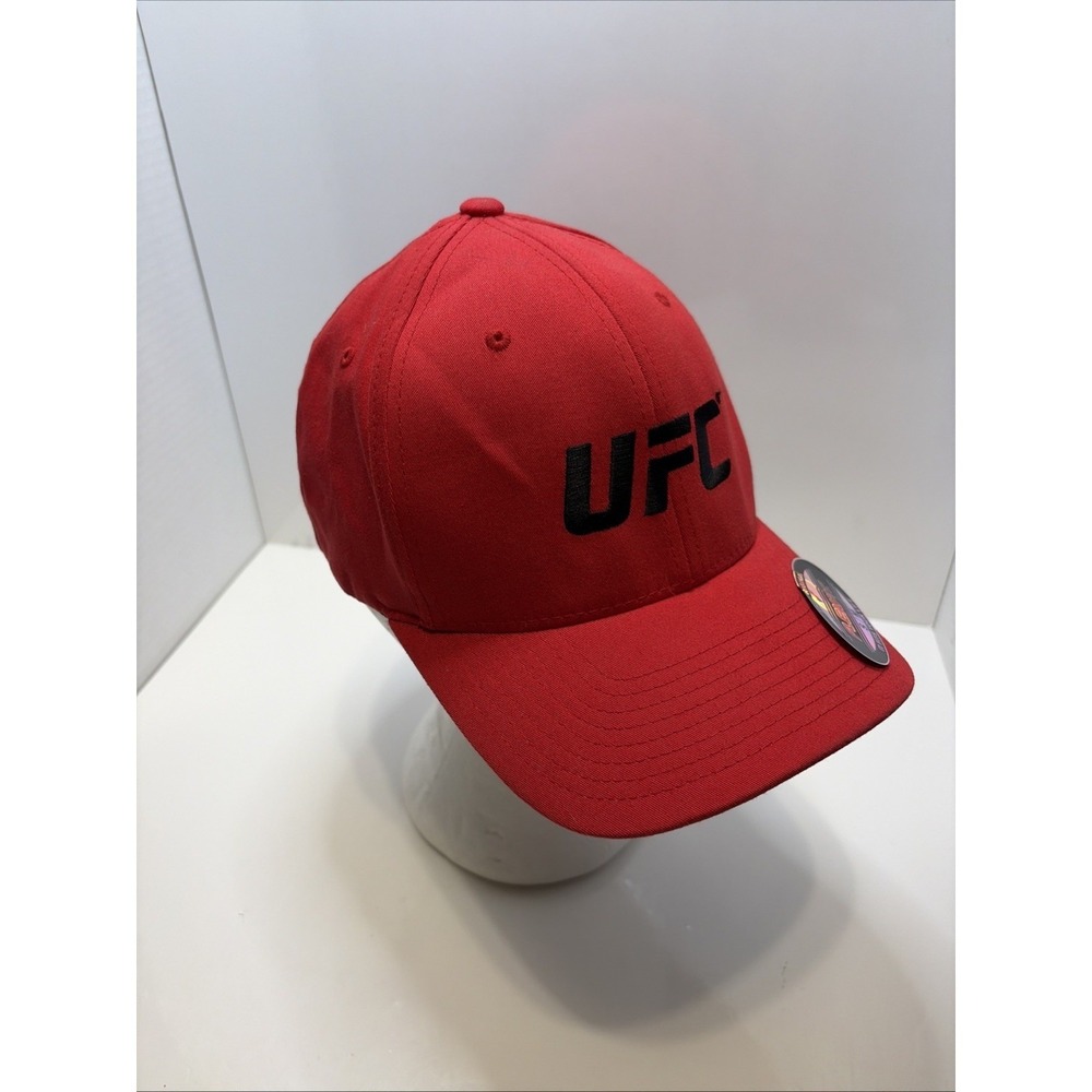 UFC Logo‎ RED Baseball Cap Hat Flex-Fit Size S/M Adult
